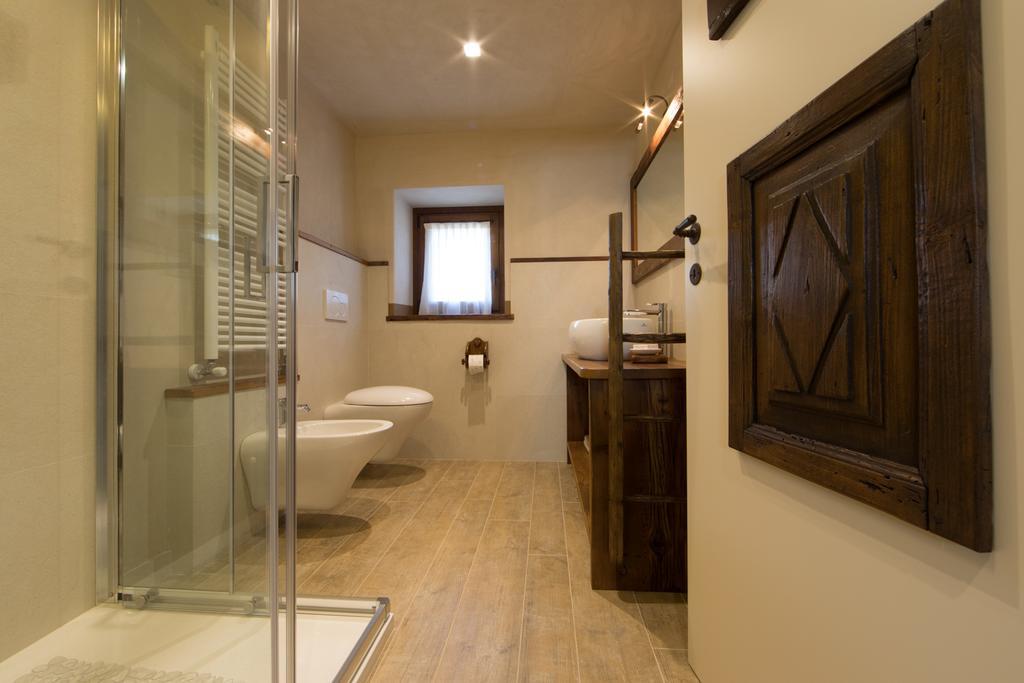 Maison Lo Triolet Introd Bagian luar foto