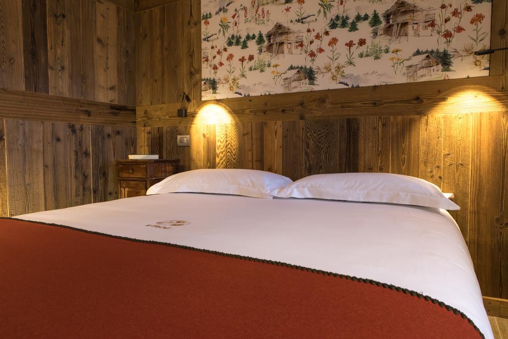 Maison Lo Triolet Introd Bagian luar foto