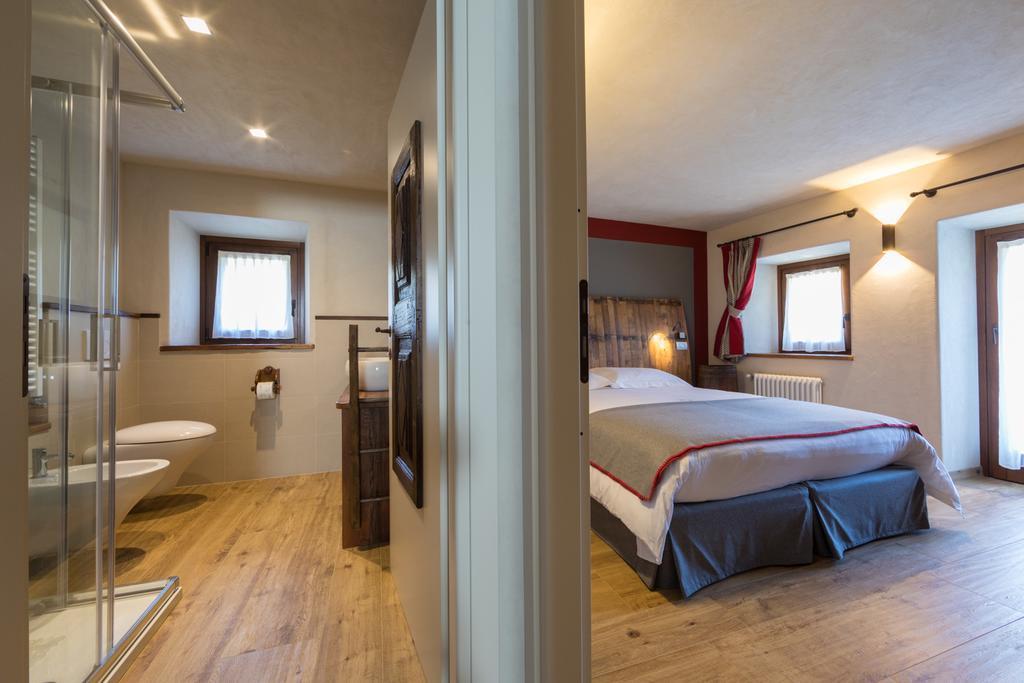 Maison Lo Triolet Introd Bagian luar foto