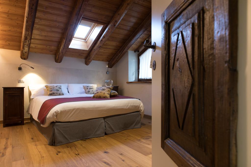 Maison Lo Triolet Introd Bagian luar foto