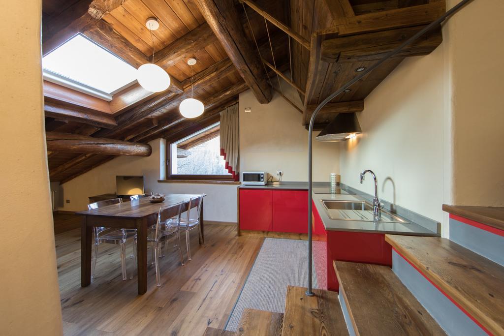 Maison Lo Triolet Introd Bagian luar foto
